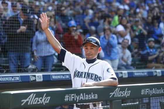 오타니는 "이치로 같은 타자의 기록 일부를 넘어서 영광"이라고 했다. USA투데이=연합뉴스