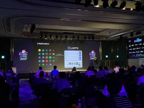 지난 4일 서울 송파구에서 열린 블록체인 컨퍼런스 '비들아시아2022'에서 김승현 대표가 사업 발표를 하고있다.