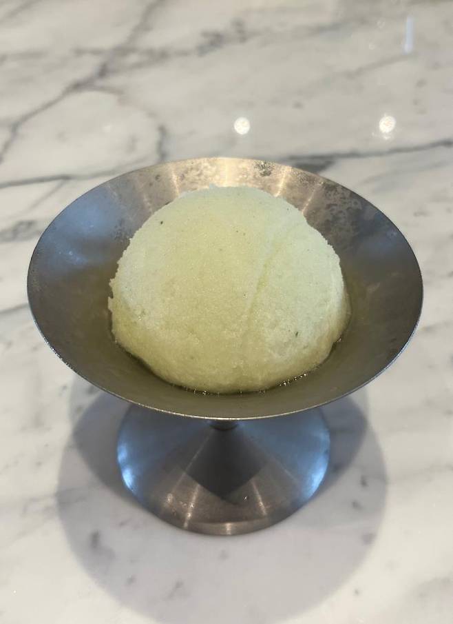 플레이버스 바이 바프의 하우스 메이드 레몬 소르베