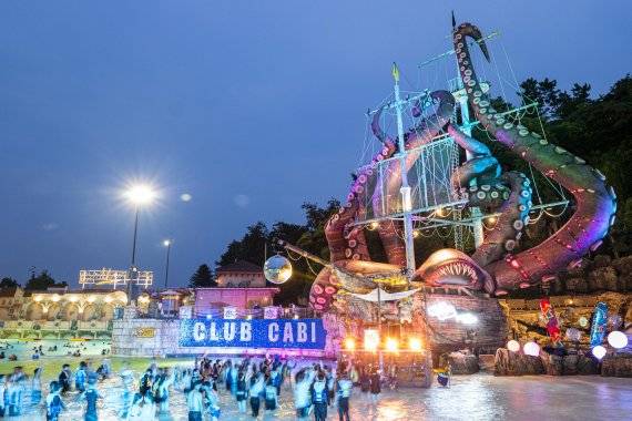 ▲캐리비안 베이 크라켄 DJ 파티 삼성물산 제공