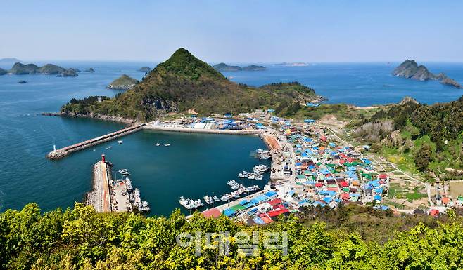 외연도 항구마을 전경(사진=보령시청)