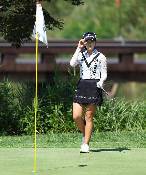 2022년 한국여자프로골프(KLPGA) 투어 대유위니아·MBN 여자오픈에 출전한 박현경 프로가 우승 경쟁에 가세했다. 사진제공=KLPGA