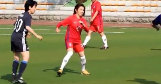 2018년 6월 17일 열린 제10회 한일 국회의원 축구대회에 출전한 나경원 당시 자유한국당 의원의 모습. [나경원 의원 페이스북 캡쳐]