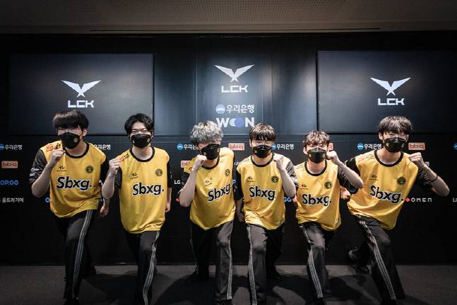 리브 샌드박스 선수단.  제공 | LCK