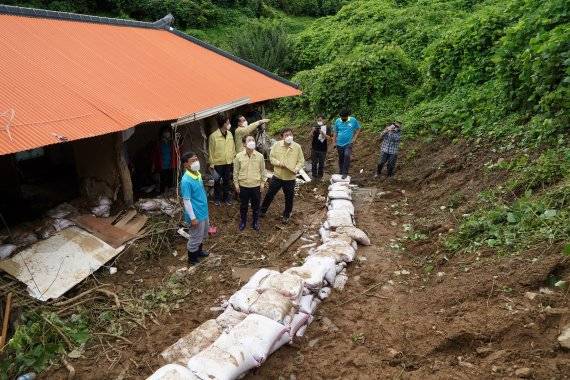 남성현 산림청장, 호우 피해지역 상황 점검..'복구
