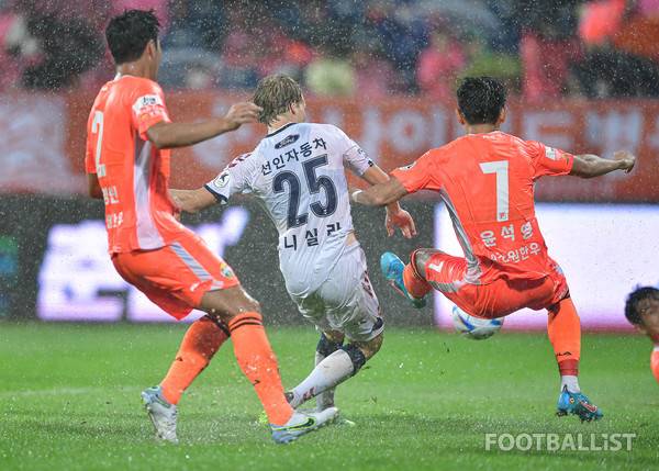 니실라(수원FC). 서형권 기자