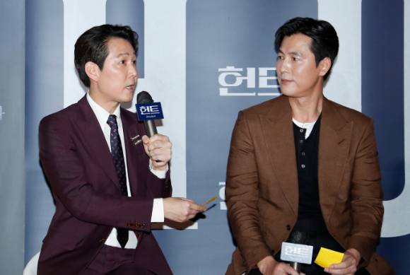 지난 10일 개봉한 '헌트'는 개봉 첫 주말(12~14일)에 전국 1625개 스크린에서 111만518명의 관객을 끌어 모으며 주말 박스오피스 1위를 차지했다. /사진=뉴스1