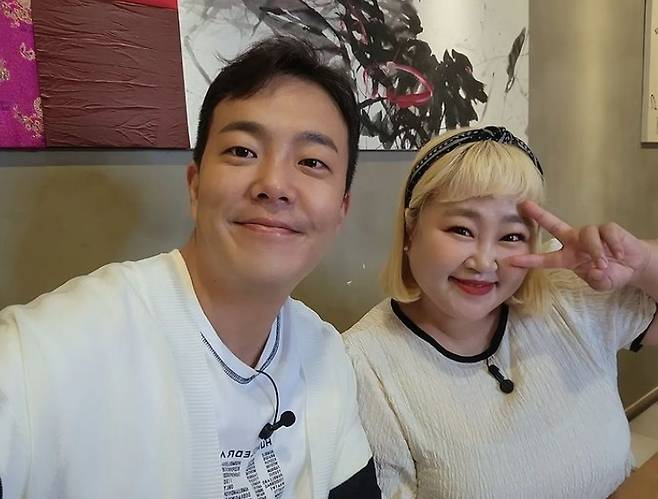 ▲ 김민기(왼쪽), 홍윤화 부부. 출처| 홍윤화 인스타그램