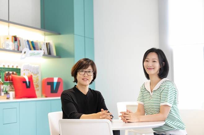 유미의 세포들2, 송재정 크리에이터, 김경란 작가