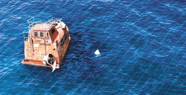 문경원 전준호 작가가 영상과 사진 등을 활용해 기후 이야기를 담은 설치 작품 ‘불 피우기’(2022년)의 스틸컷. 아트선재센터 제공