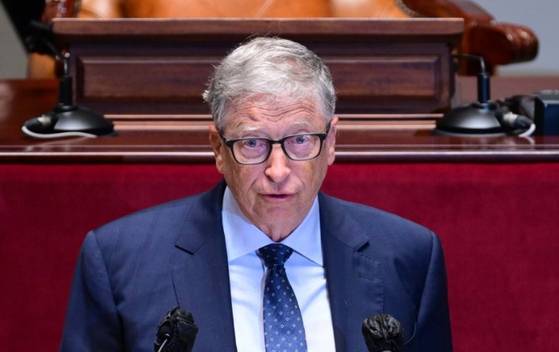 국회에서 연설하는 빌 게이츠 마이크로소프트 창업자. 연합뉴스