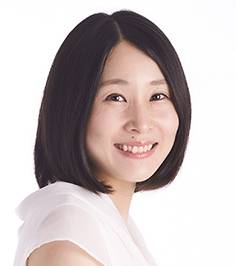 나리카와 아야 전 아사히신문 기자