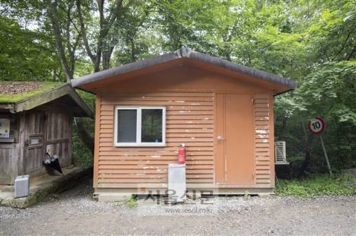 조계종은 선암사가 조계종 제20교구본사라며 매표소 주변에 사무소를 운영하며 소유권을 주장하고 있다.