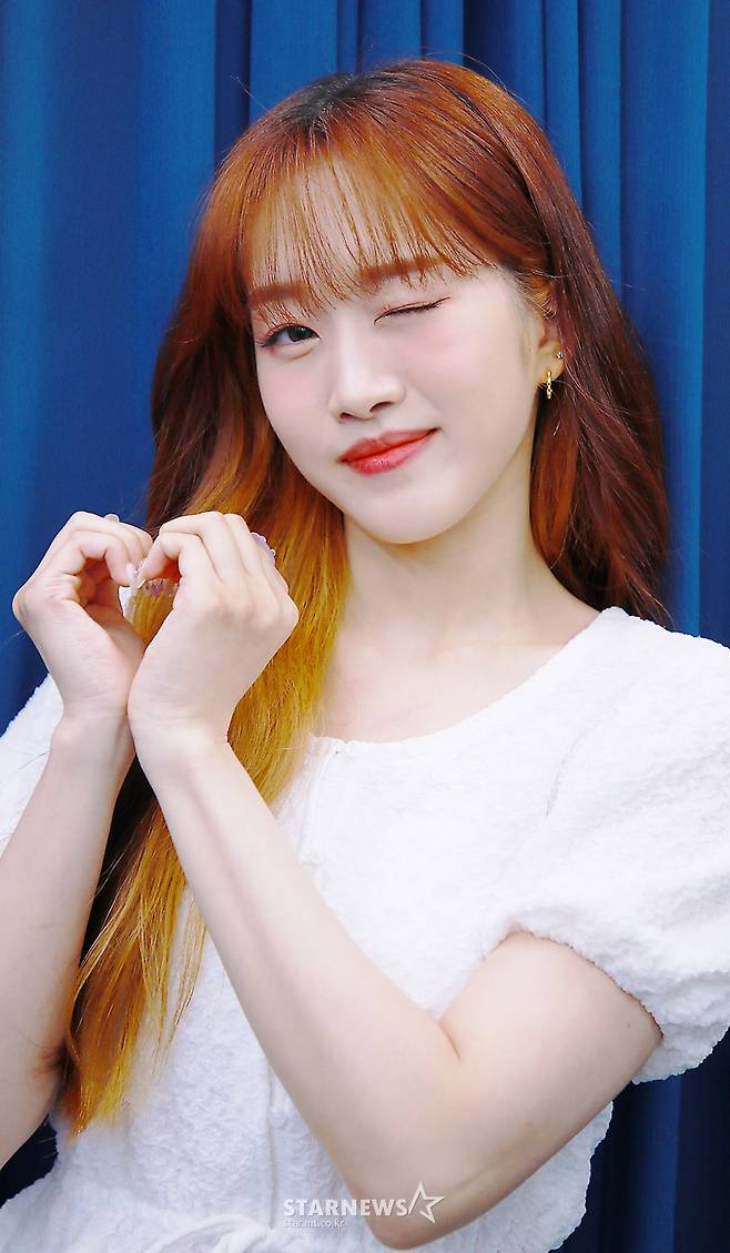 아이리스(IRRIS) 윤슬, '하트 윙크 콤보' [★포토]