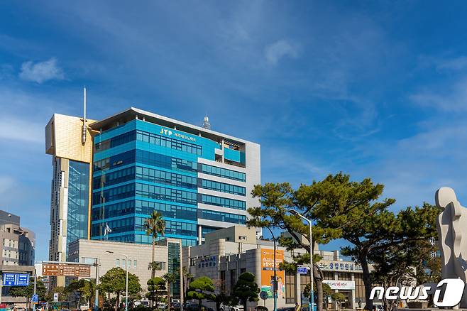 제주시 제주벤처마루에 있는 제주테크노파트 본부동.(제주테크노파크 제공) ⓒ News1 홍수영 기자