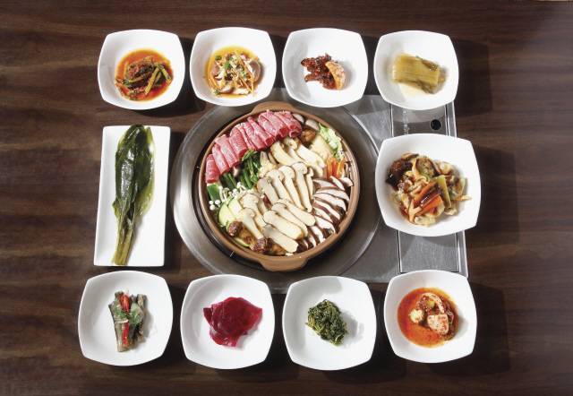 ▲ 송이버섯전골