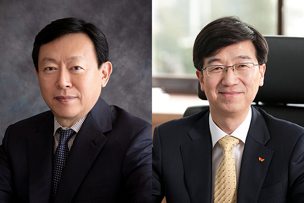 (From left) Lotte Group Chairman Shin Dong-bin and Park Sung-woo, vice chairman of SK hynix. [Photo by MK DB]