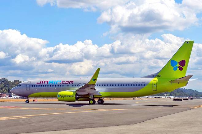 [사진 출처: 진에어]