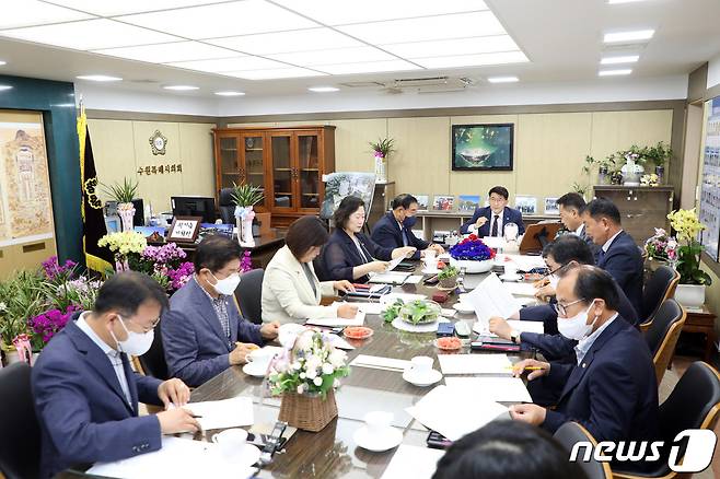 수원시의회 의장단.(수원시의회 제공)