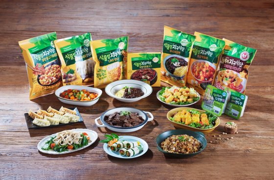 풀무원이 지속가능 식품 브랜드 '지구식단'을 정식 론칭했다. [사진 풀무원]