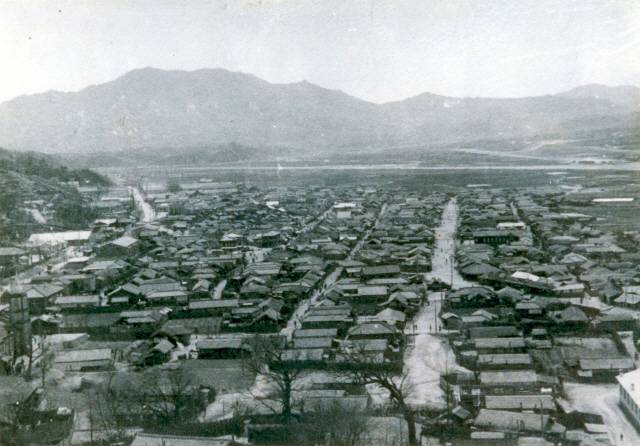 ▲ 1967년 양구읍 전경.