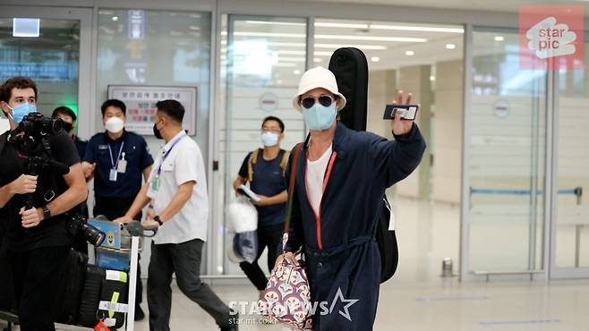 브래드 피트 '8년만에 내한' [영상]