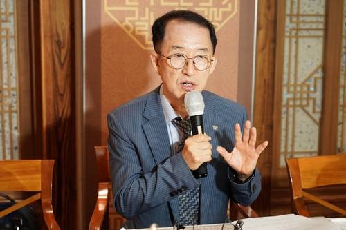 김사열 국가균형발전위원장이 18일 간담회에서 발언하고 있다. [국가균형발전위 제공. 재판매 및 DB 금지]