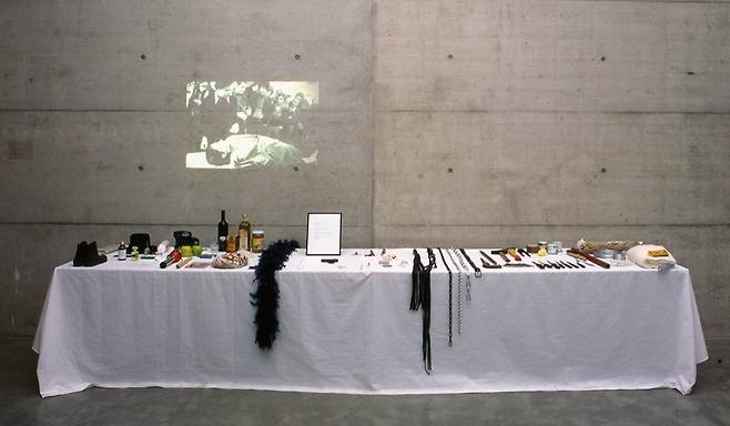 마리나 아브라모비치, 리듬 0