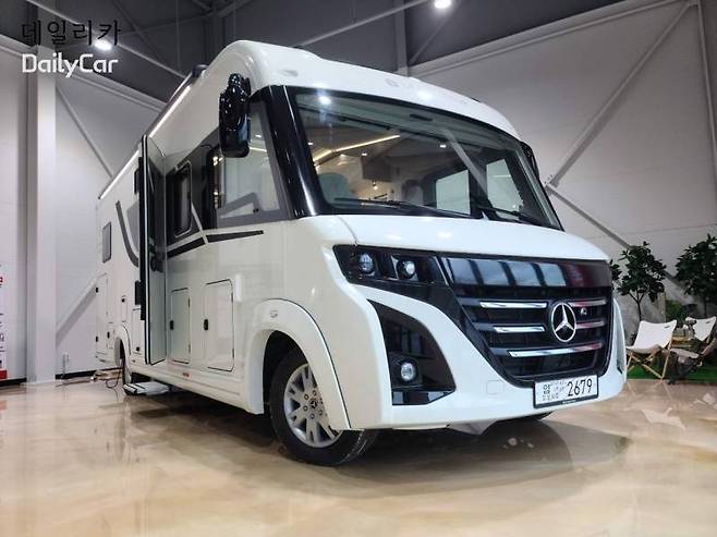 모터홈코리아, 럭셔리 캠핑카 (르보야저 헤리티지)