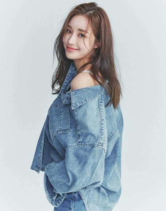 배우 윤진이, 사진제공| 매니지먼트 레드우즈