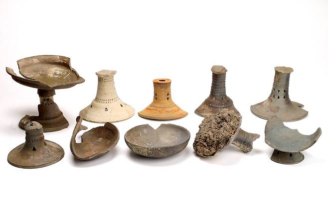 함안 우거리 토기가마군에서 출토된 굽다리접시 [경남도 제공. 재판매 및 DB 금지]