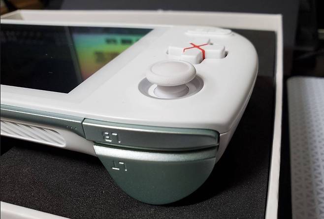 게임하기에 최적화된 배열을 갖췄다