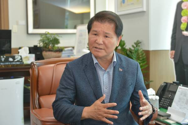 최형욱 전 부산 동구청장. 국제신문 DB