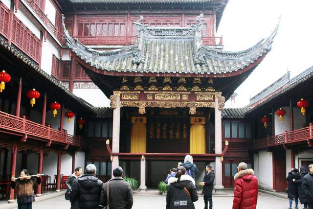 예원 내원의 고희대. ⓒ최종명