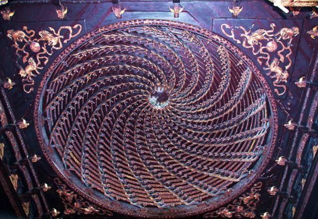 예원 내원의 조정. ⓒ최종명