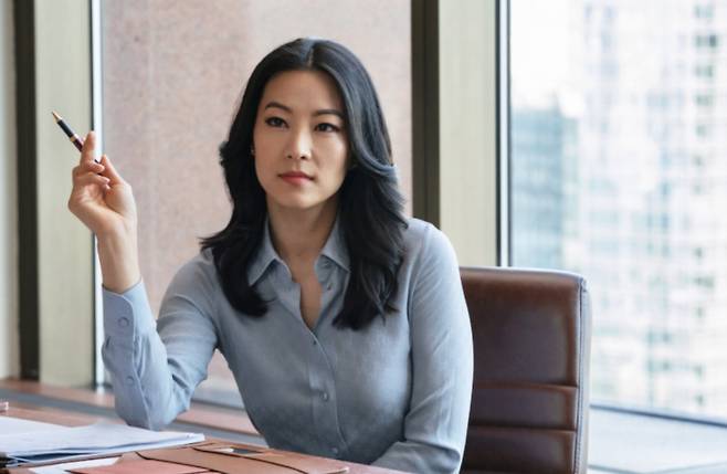 넷플릭스 오리지널 TV쇼 ‘파트너 트랙’ 주인공 잉그리드 윤.