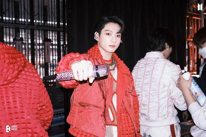 방탄소년단 정국, 日 '가장 노래 잘하는 K팝 남자 아이돌' 1위