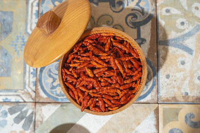 잘 마른 말라게따 고추. [가토에즈노비 코리아]