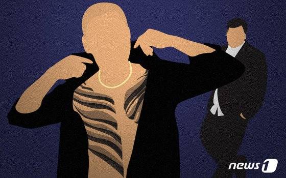 조직폭력배 출신 유튜버가 인기를 끌며, 이들의 이야기가 미화되는 것에 대한 우려가 나오고 있다. 뉴스1