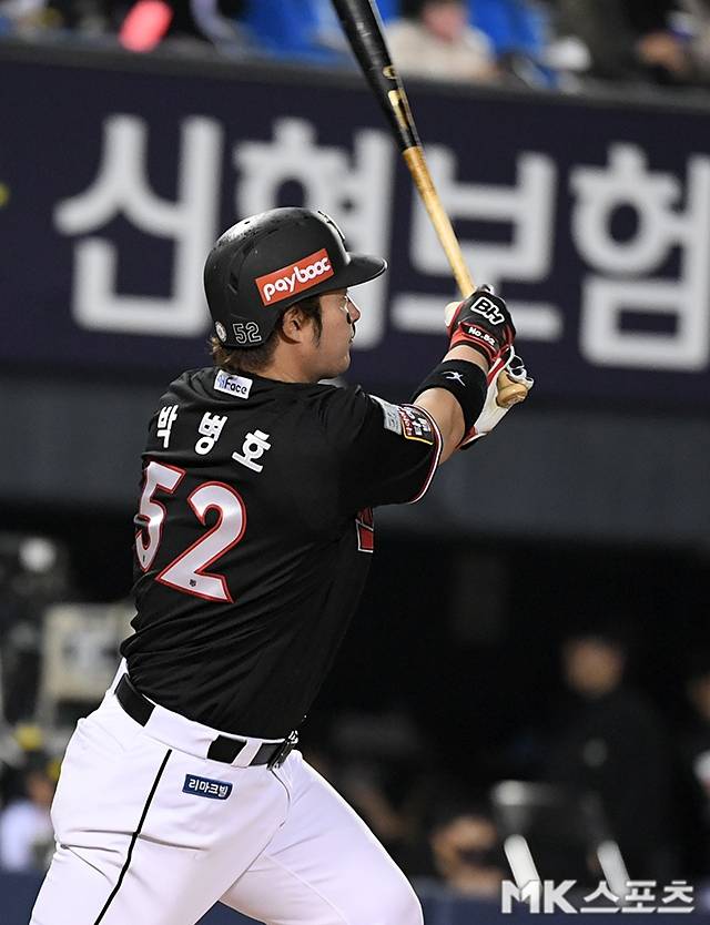 WBC 국가대표 4번 타자로 거론되고 있는 박병호.           사진=천정환 기자