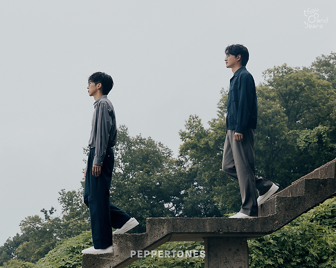 The band Peppertones (PEPERTONES) will return to their regular 7th album.On the 7th, the agencys antenna released a concept photo of its seventh regular album, Thousand years, along with news of Peppertones (Shin Jae-pyeong and Lee Jang-won) comeback on the official SNS.The photo shows two people making vintage buildings, vast nature, and a calm expression.In this concept photo, we have various aspects from staring at the camera to looking at another place, walking in the same direction, and sitting opposite members.Peppertones will make a comeback in four years and four months after his sixth full-length album Long Way, released in 2018.The band Peppertones, who has formed a mania group since his debut with the EP album A Preview in 2004, has established himself as a New Therapy Band by building a fandom with music that melts original sensibility and pleasant energy.In addition, various festivals and a number of broadcasting programs are showing a combination of musicality and artistic sense.Recently, Mnet Great Seoul Invasion has appeared as a team leader.They have been empathizing with listeners with the sound of heavy youth through intense and refreshing sound, and they are interested in the new news that they will show for a long time.Peppertones will release his regular 7th album, Thousand years, and return to the music site at 6 pm on the 20th.