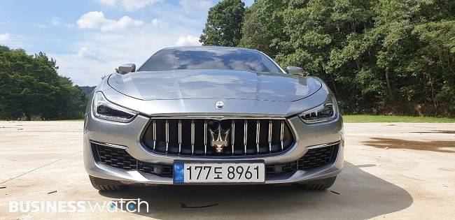 마세라티 기블리 GT 하이브리드./사진=김동훈 기자