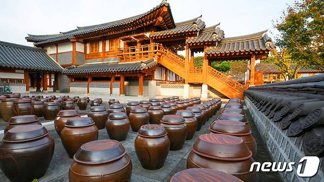 수원전통문화관(경기관광공사 제공)/