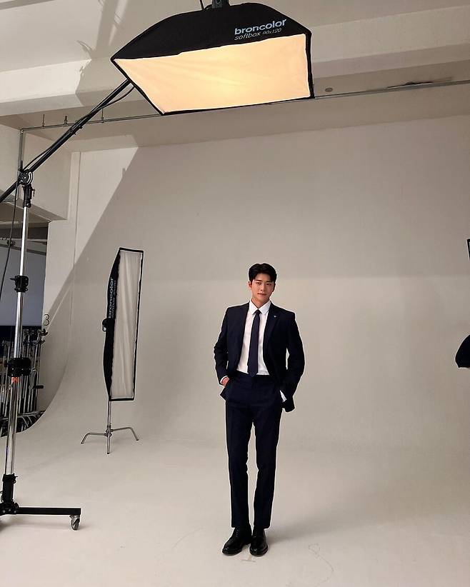 ▲ 강태오. 출처ㅣ강태오 인스타그램, 맨오브크리에이션 공식 네이버 포스트