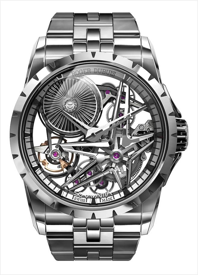 사진: 로저 드뷔(ROGER DUBUIS) '엑스칼리버 소라야마 모노밸런시어 (Excalibur Sorayama MB)' 컬렉션&nbsp;ⓒROGER DUBUIS
