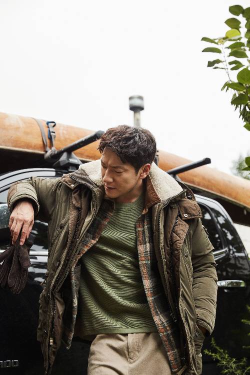 코오롱FnC '시리즈' 모델 손석구