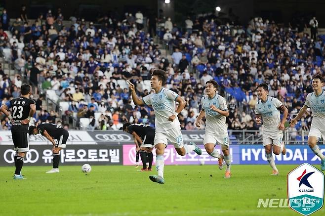 [서울=뉴시스]프로축구 포항 스틸러스 노경호 (사진 = 프로축구연맹 제공)