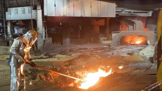 지난 10일 재가동에 들어간 포스코 포항제철소 3고로. 사진 포스코