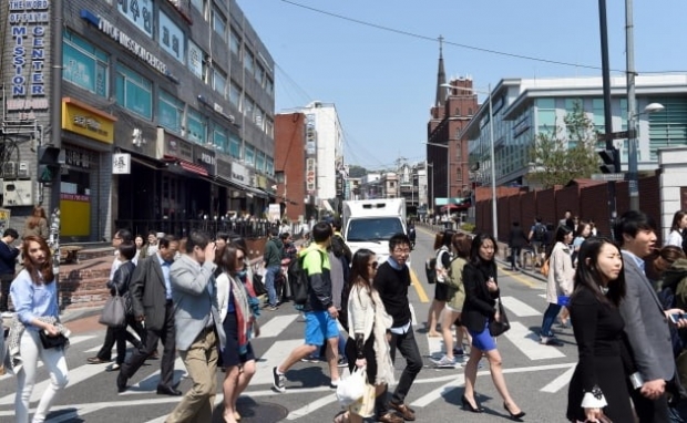 2014년의 경리단길. 대한민국의 수많은 '리단길'의 원조다.(사진=한국경제신문)