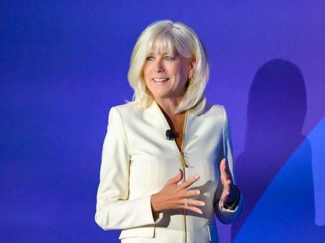 레베카 캠벨 디즈니 인터내셔널 콘텐츠 및 오퍼레이션 회장(사진)은 디즈니가 제작하는 한국 작품이 아시아와 글로벌 관객도 공감할 수 있는 작품이라며 극찬했다.[D23 엑스포·연합 제공]